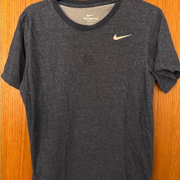 Nike Boy Youth Blue T-Shirt - Picture 1 of 5